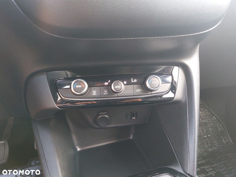 Opel Corsa - 19