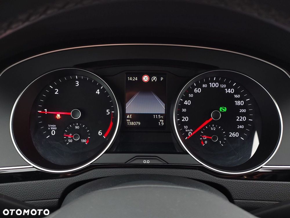 Volkswagen Passat Variant 2.0 TDI EVO Business DSG - 15