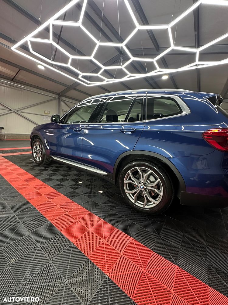 BMW X3 xDrive20d AT Luxury Line - 7