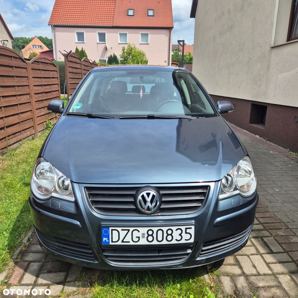 Volkswagen Polo - 4
