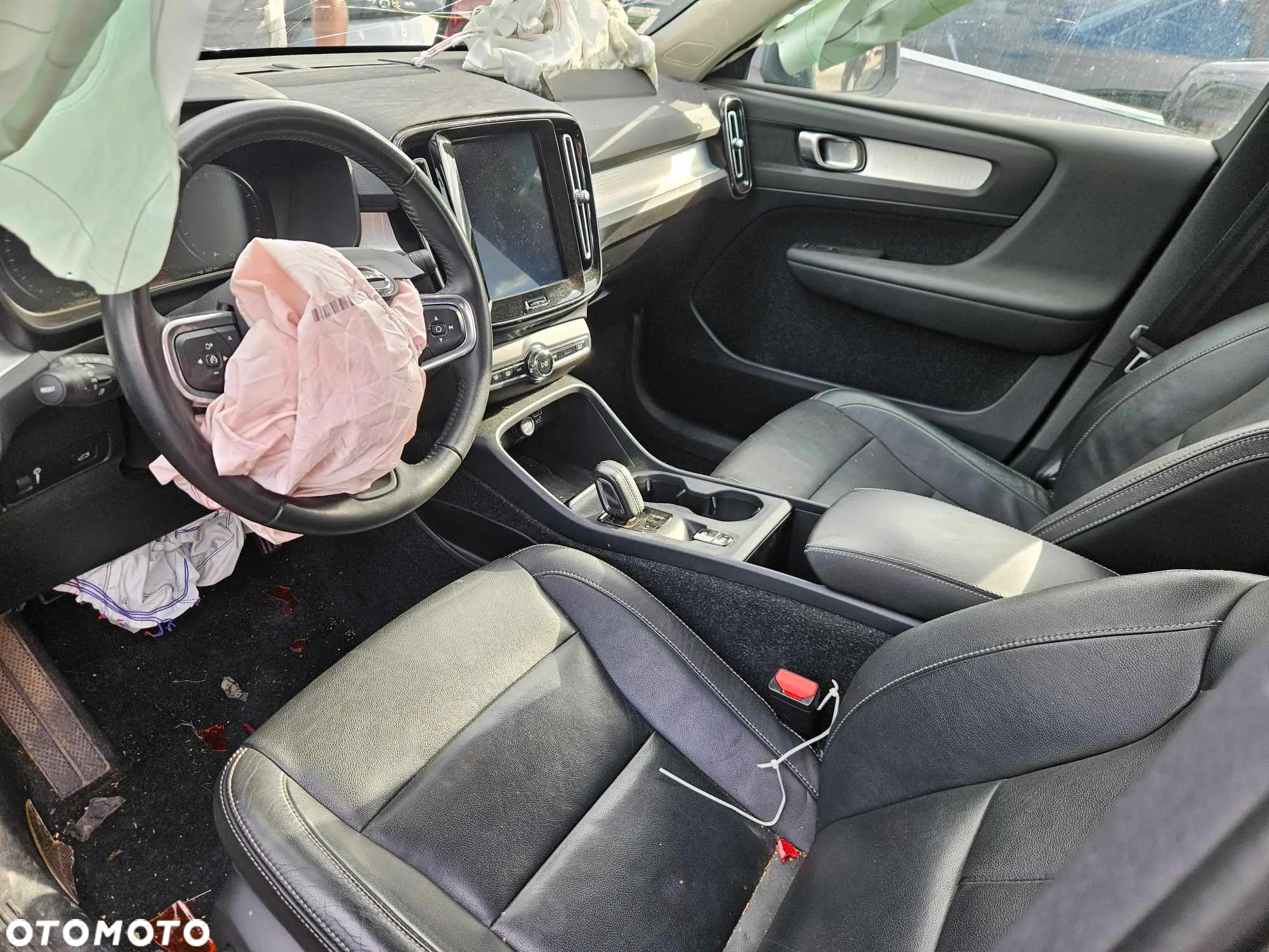 Volvo XC 40 T4 AWD Inscription - 23