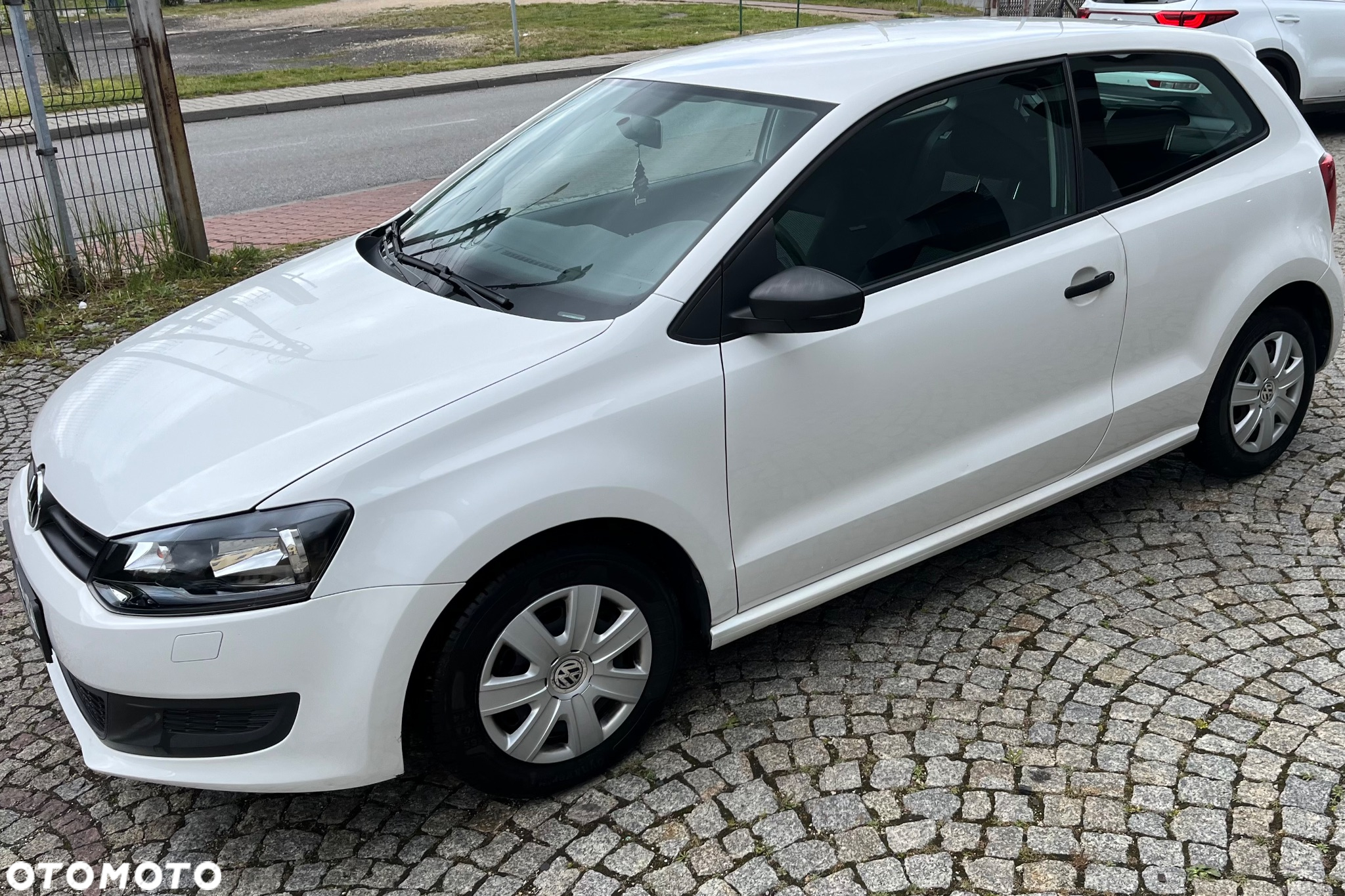 Volkswagen Polo - 4
