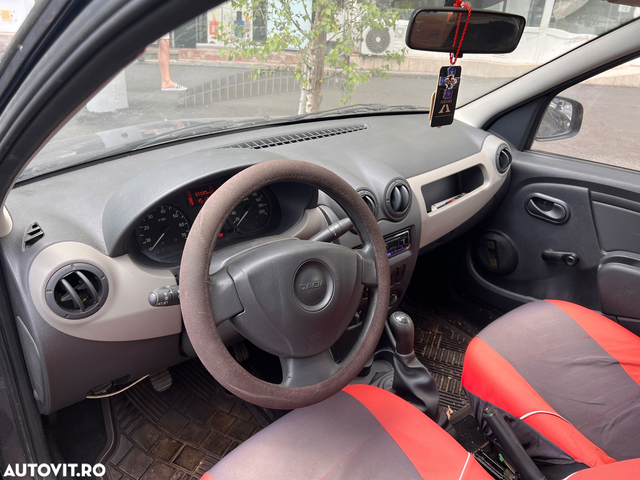 Dacia Logan 1.4 MPI - 4