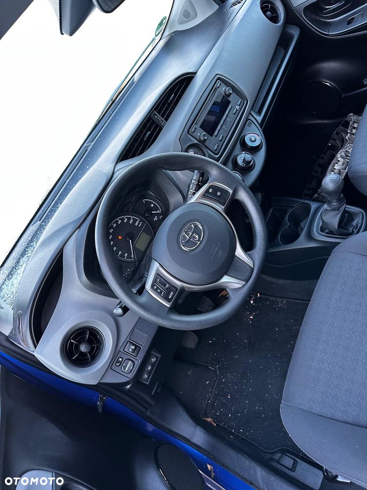 Toyota Yaris 1.0 VVT-i - 3