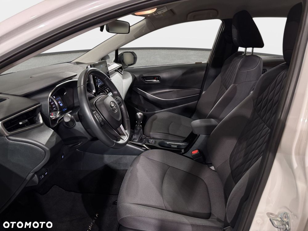Toyota Corolla 1.5 Comfort - 25