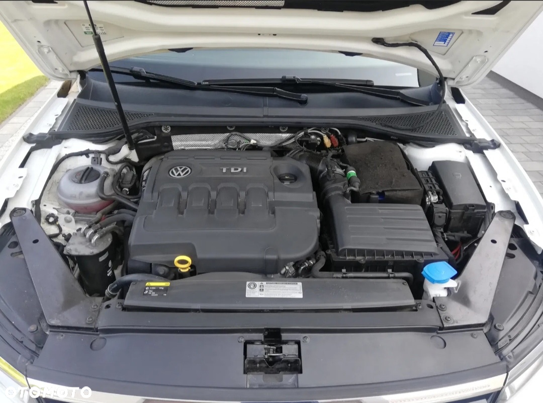 Volkswagen Passat 2.0 TDI BMT Highline DSG - 10