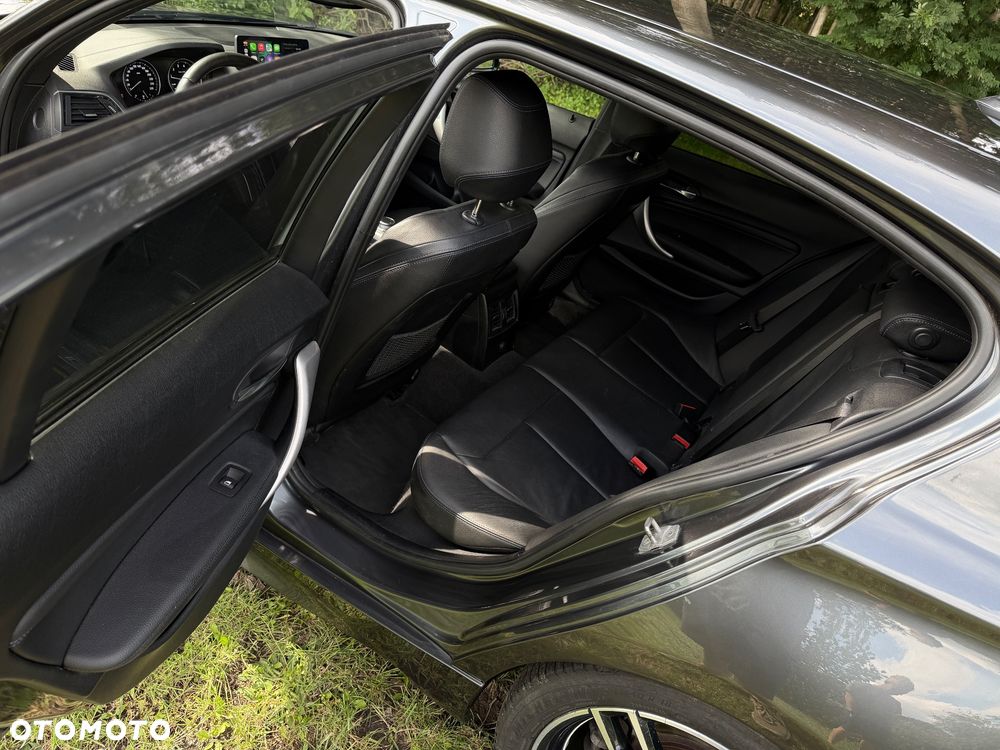 BMW Seria 1 - 26
