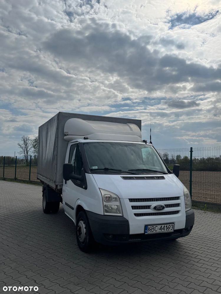 Ford Transit - 1