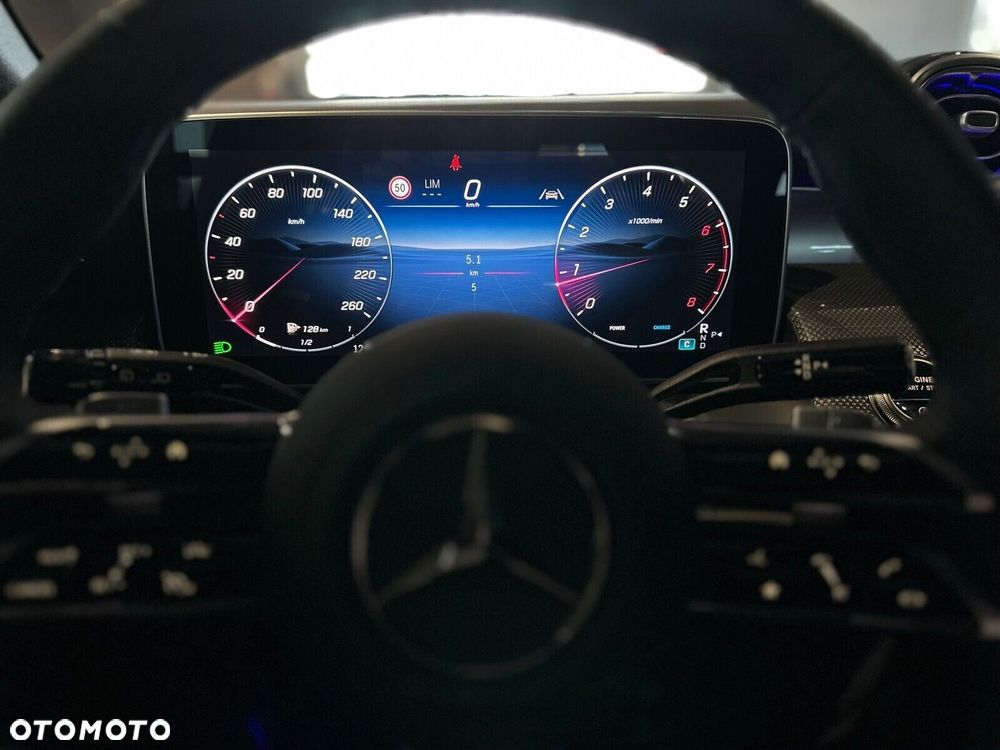Mercedes-Benz GLC - 15