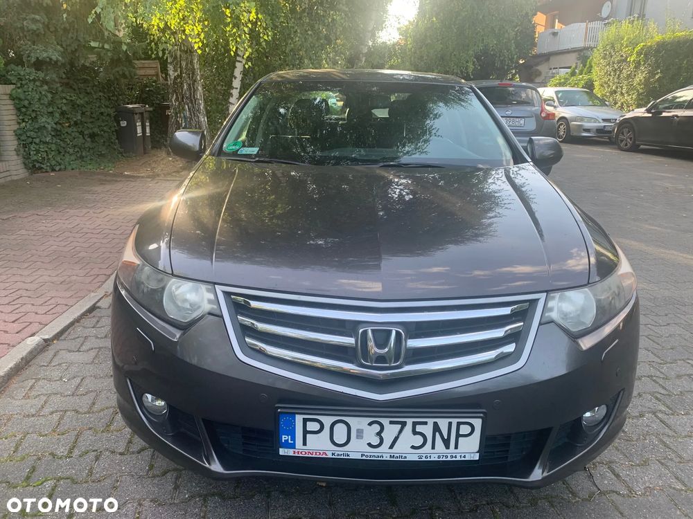 Honda Accord 2.0 Executive - 28