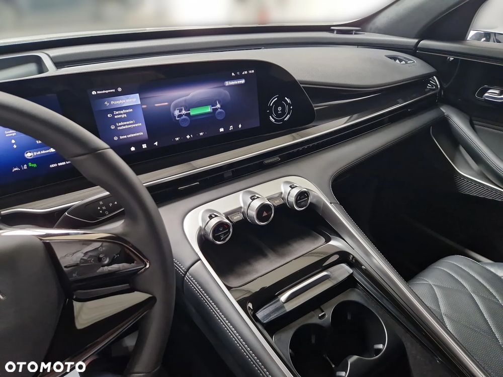 Omoda 9 1.5 Super Hybrid Exclusive AWD - 17