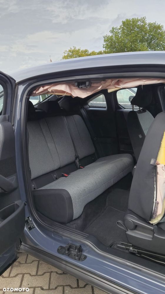 Mazda MX-30 e-SKYACTIV - 13