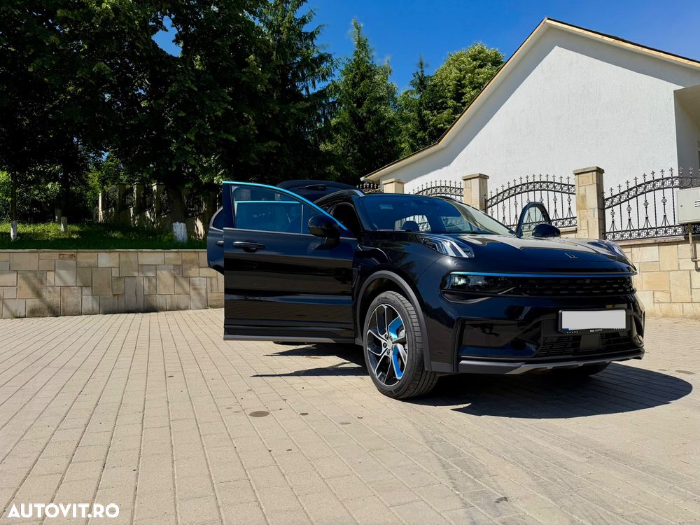 Lynk&Co 01 - 19