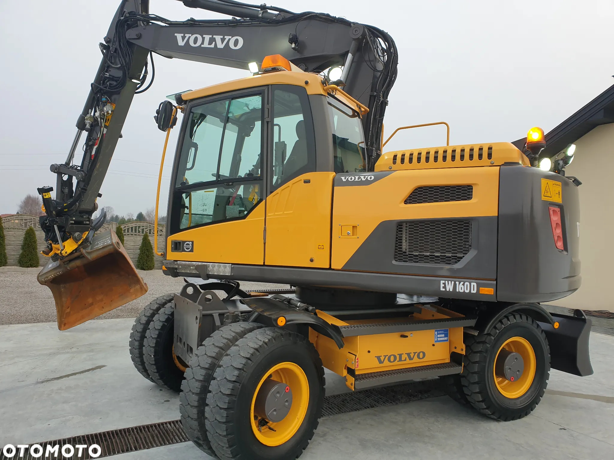 Volvo EW 160D ROTOTILT ZE SZCZYPCAMI SPROWADZONA PIĘKNY STAN - 35