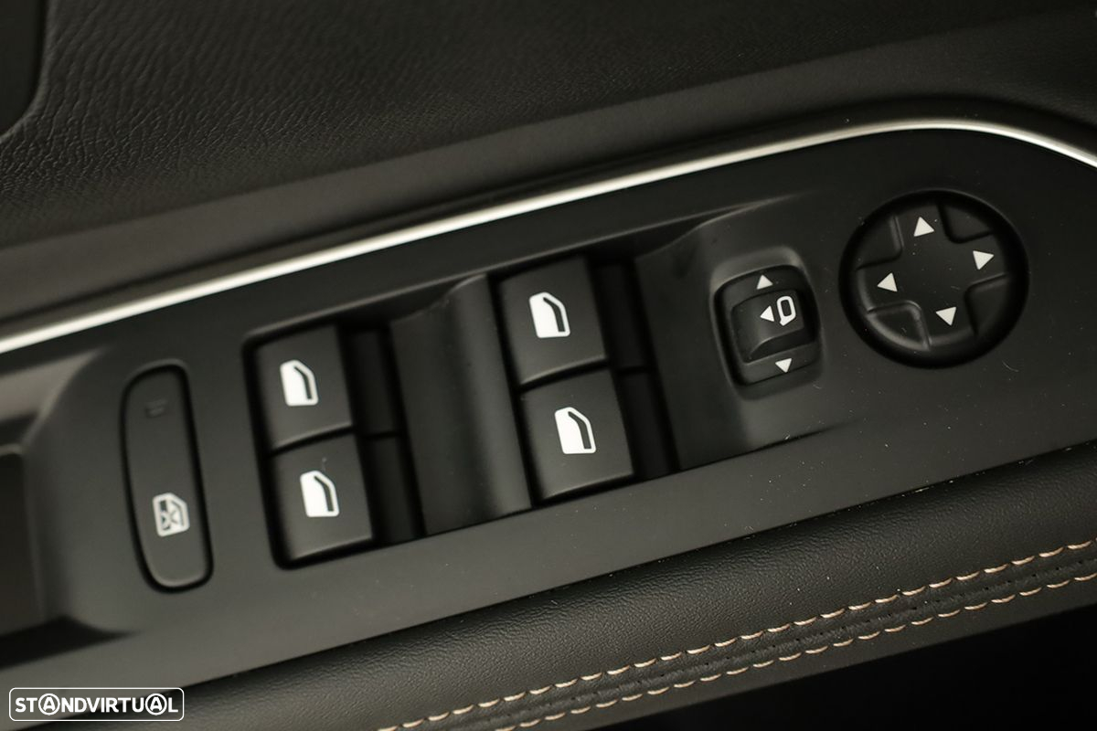 Peugeot 5008 1.2 PureTech GT EAT8 - 22