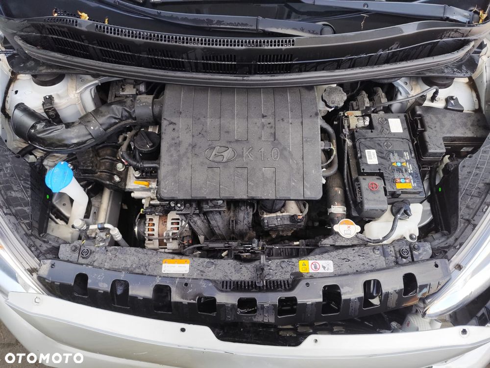 Hyundai i10 1.0 - 14