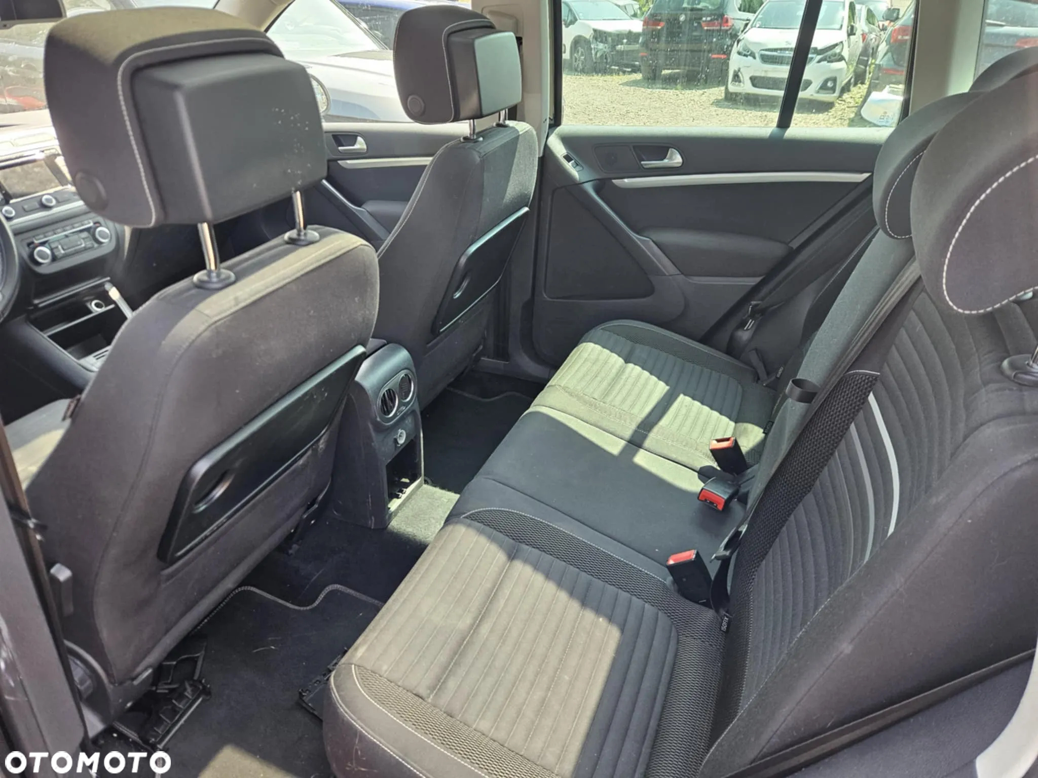 Volkswagen Tiguan 2.0 TDI DPF BlueMotion Technology Cup Sport & Style - 15