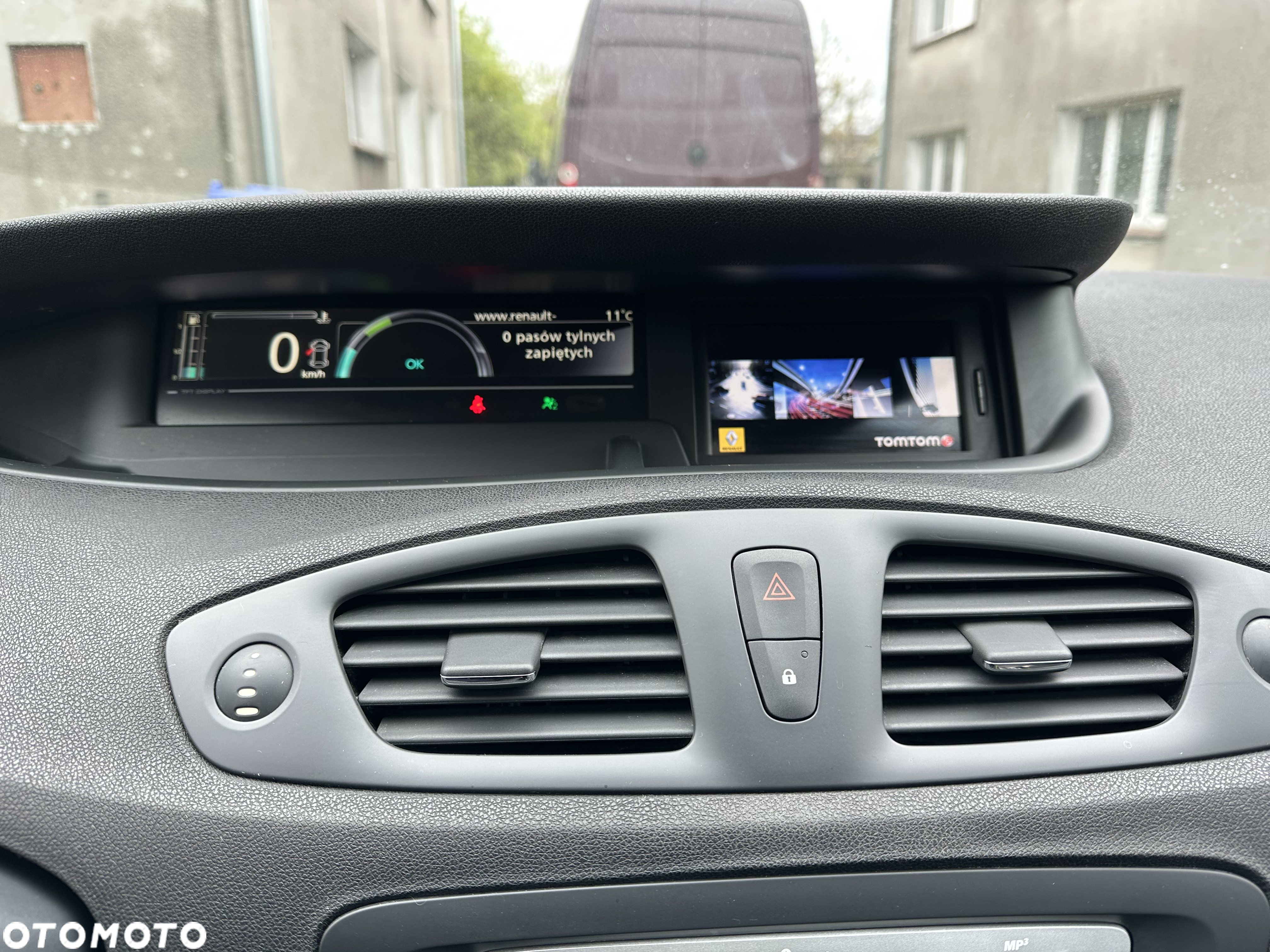 Renault Scenic 1.6 16V TomTom Edition - 21