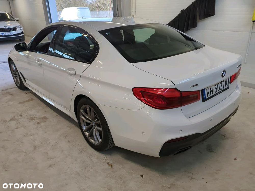 BMW Seria 5 530i GPF xDrive M Sport sport - 3