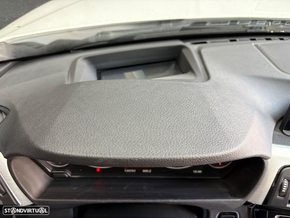 BMW 320 d Pack M Auto - 53