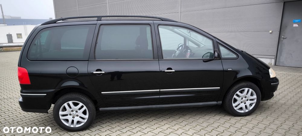 Volkswagen Sharan 2.0 TDI Trendline - 8