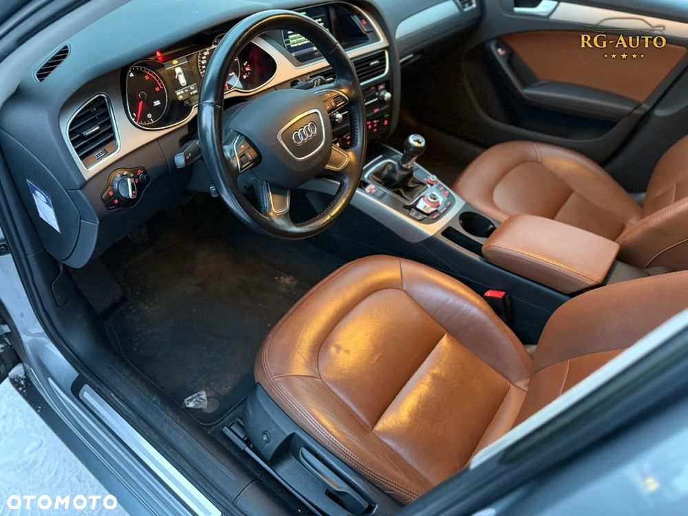Audi A4 Avant - 33
