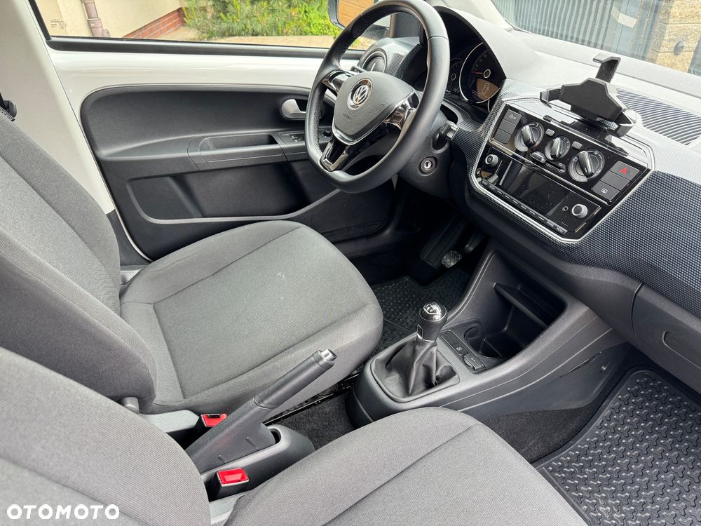 Volkswagen up! 1.0 move - 21