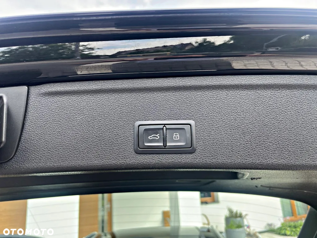 Audi A4 Avant 2.0 TDI DPF clean diesel S line Sportpaket - 35