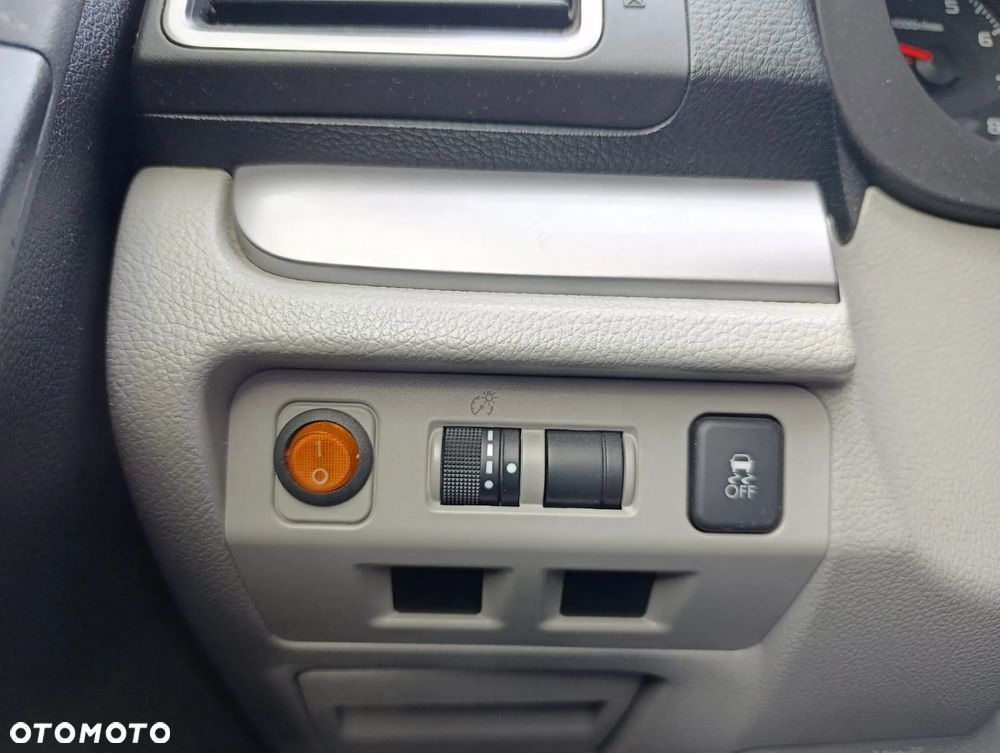 Subaru Forester 2.0i Comfort Lineartronic - 25