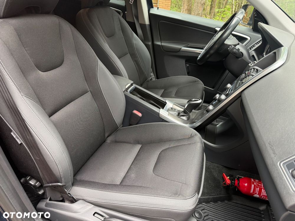 Volvo XC 60 D4 Geartronic Summum - 20