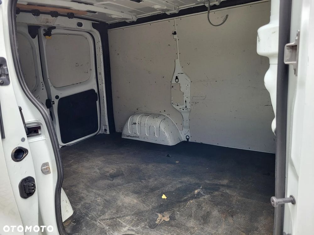 Opel Vivaro - 16
