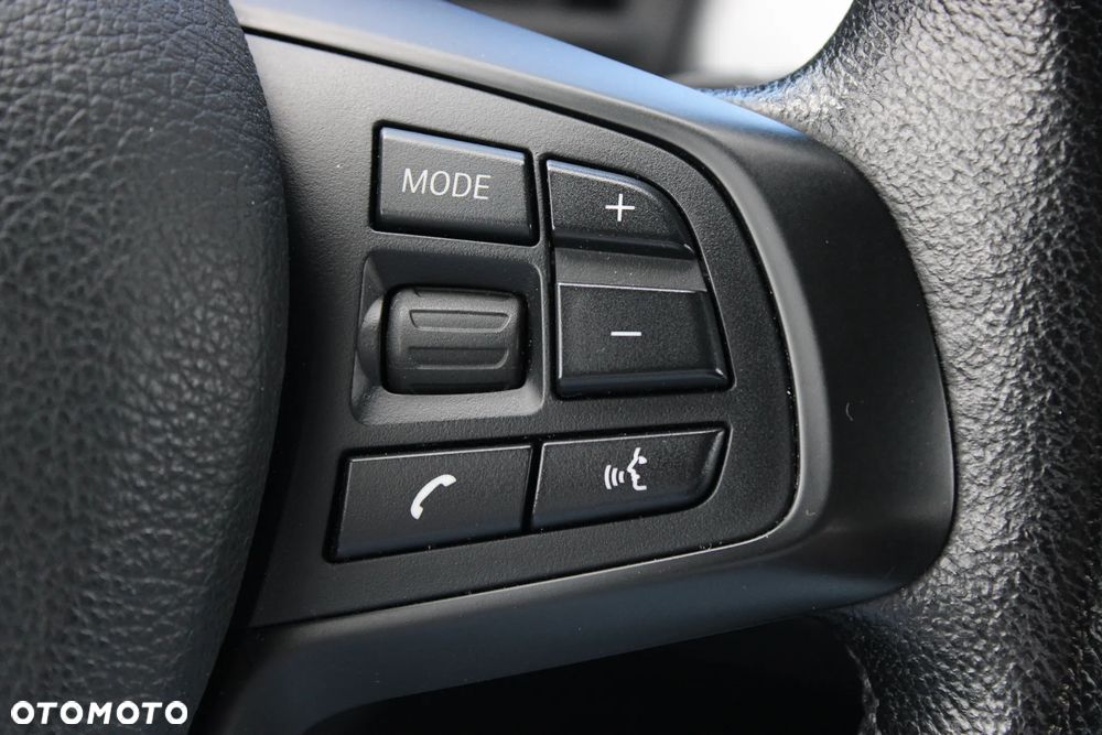 BMW Seria 2 218i Advantage - 21