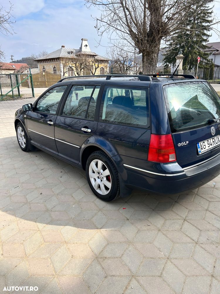 Volkswagen Golf - 3