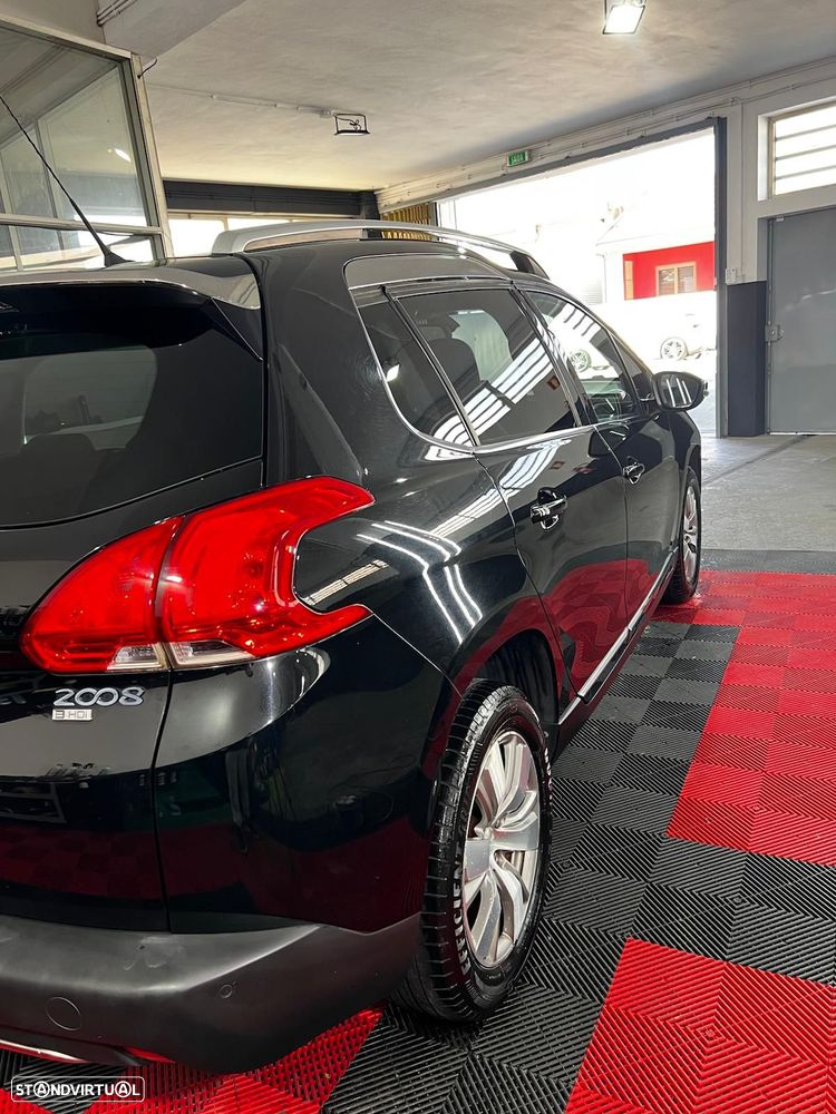 Peugeot 2008 - 6