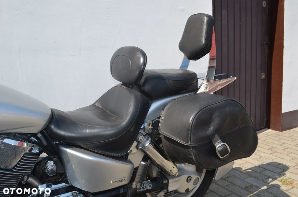 Honda VTX - 23
