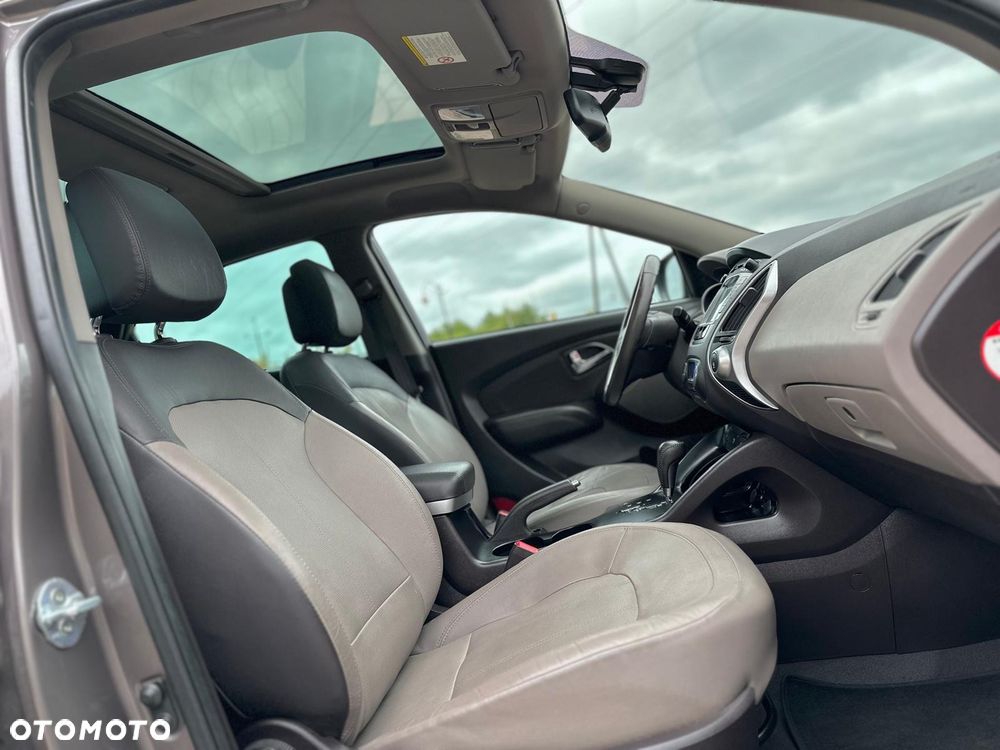 Hyundai ix35 2.0 CRDi 4WD Automatik Premium - 14