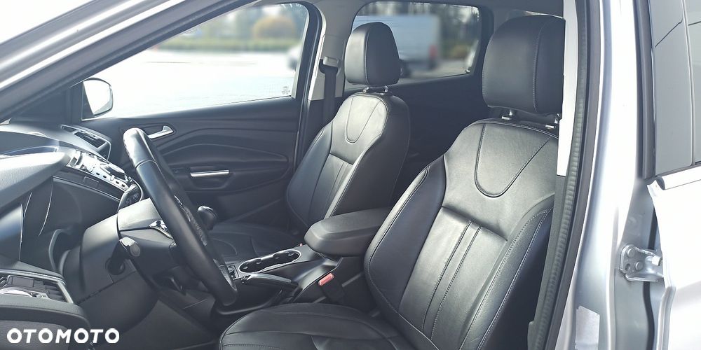 Ford Kuga 2.0 TDCi 4x4 Titanium - 21