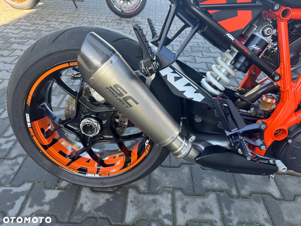 KTM Super Duke - 22
