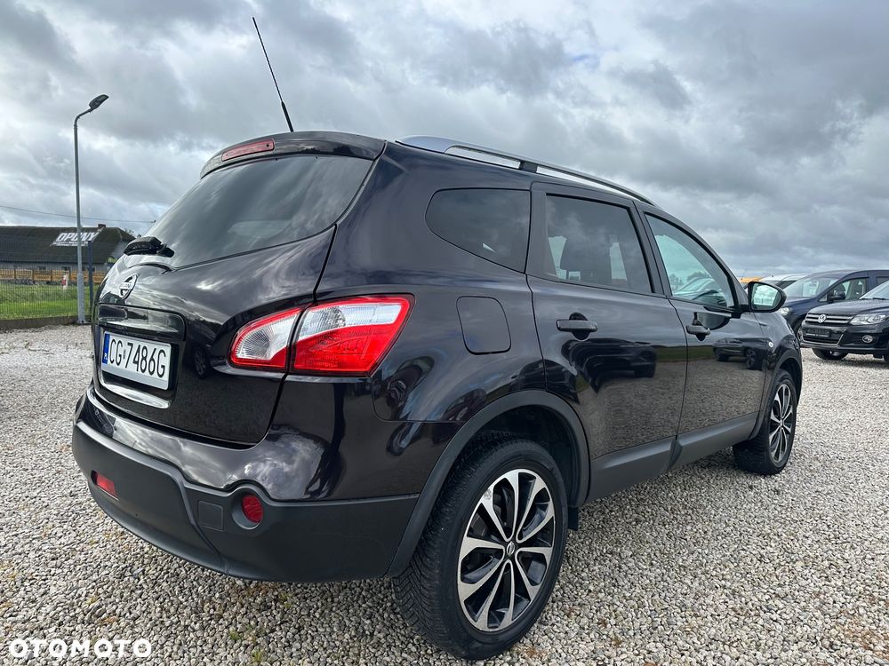 Nissan Qashqai+2 - 17