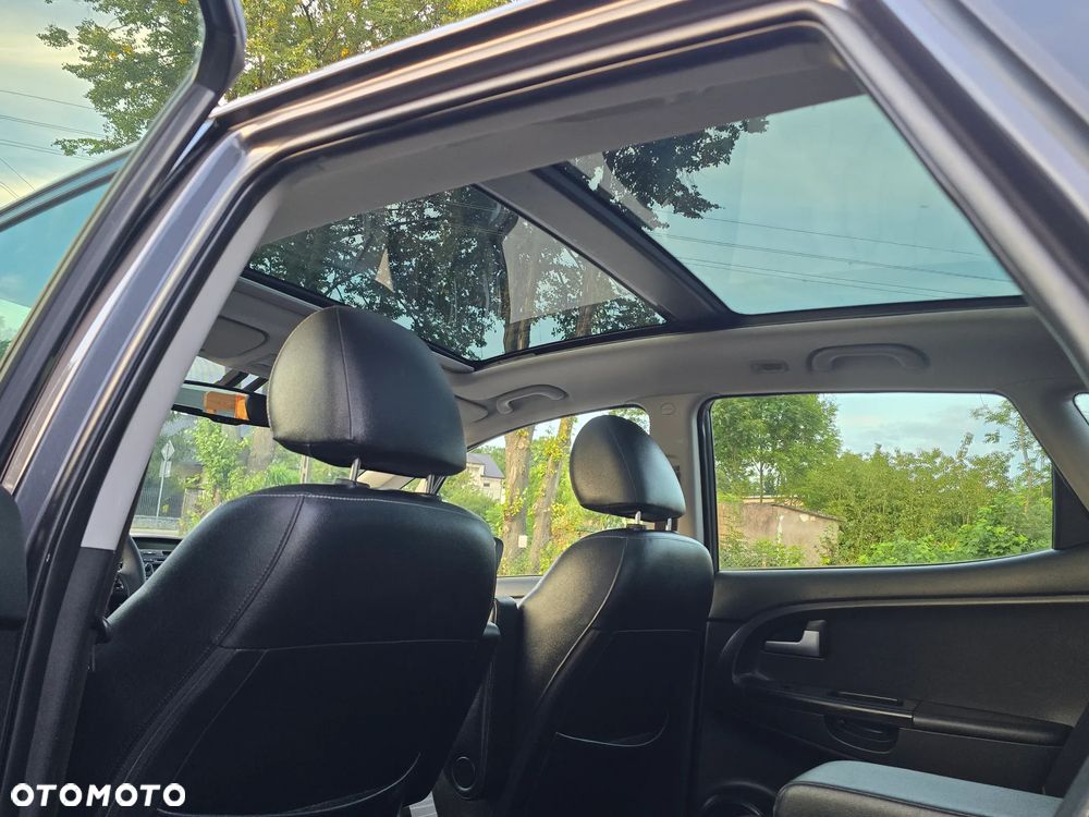 Kia Venga 1.6 CVVT Fifa World Cup Edition - 22