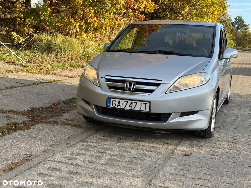 Honda FR-V - 8