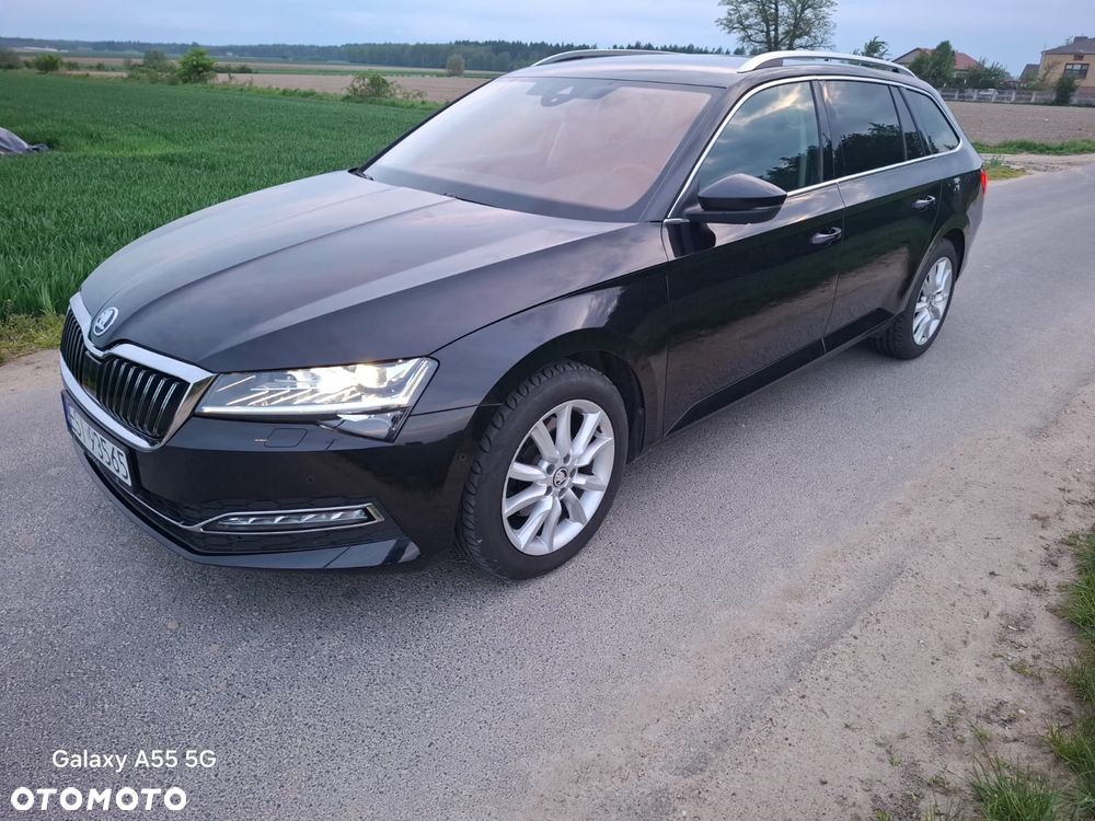 Skoda Superb 2.0 TDI DSG Premium Edition - 1