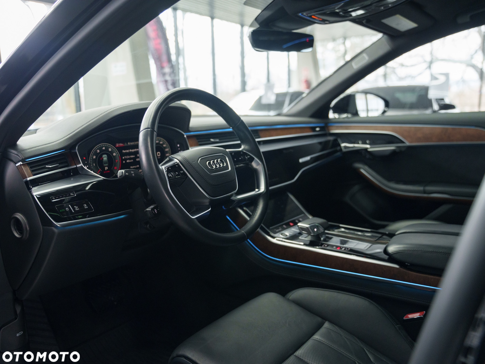 Audi A8 L 55 TFSI quattro tiptronic - 32