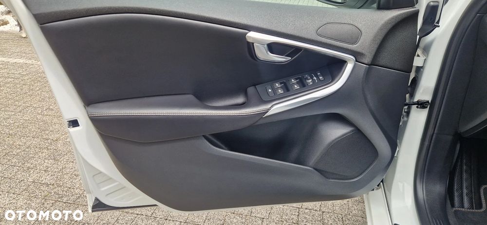 Volvo V40 - 14