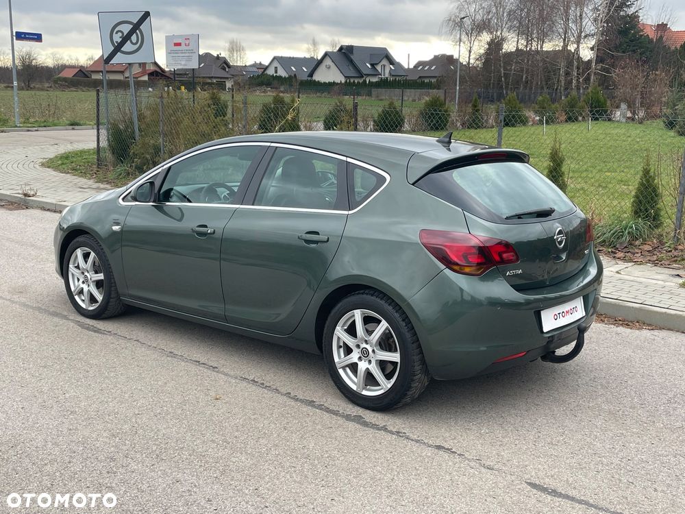 Opel Astra 1.7 CDTI Cosmo - 35