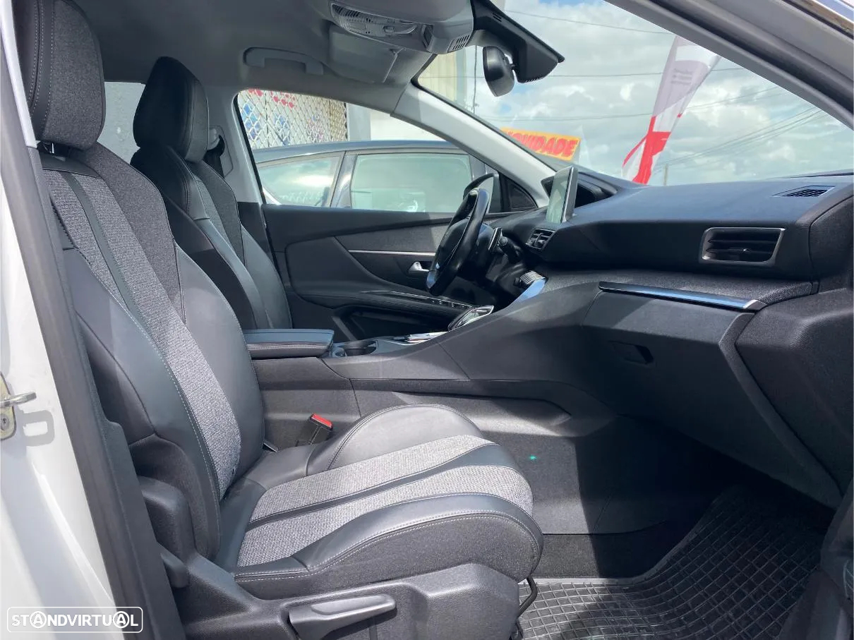 Peugeot 3008 BlueHDi 130 Stop & Start EAT8 Allure - 18