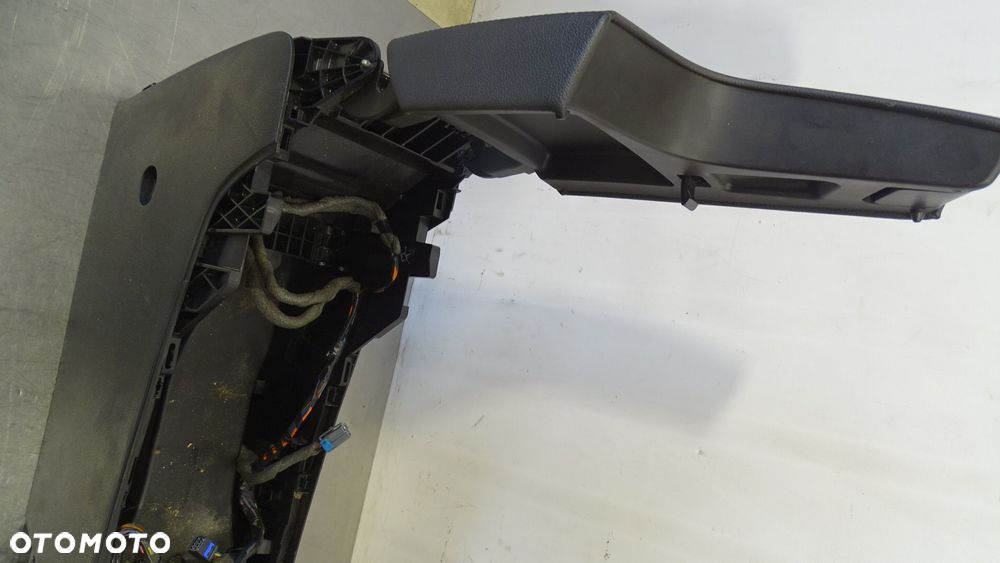 TUNEL ŚRODKOWY OPEL INSIGNIA 2.0CDTI 13289021 - 2