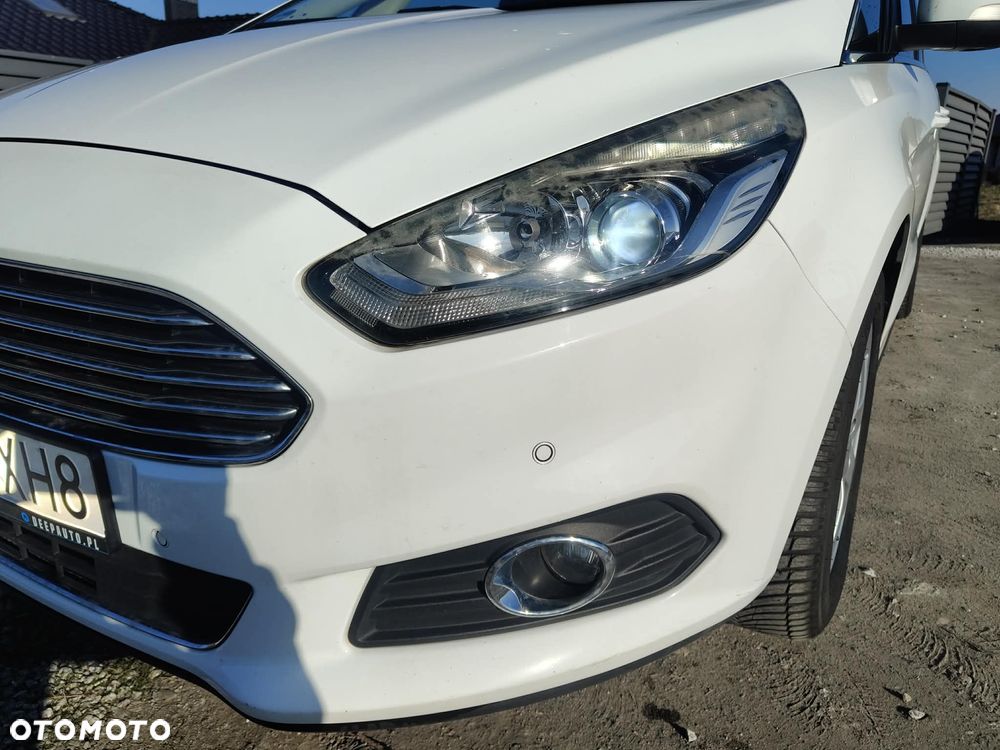 Ford S-Max 1.5 Eco Boost Start-Stopp Titanium - 2