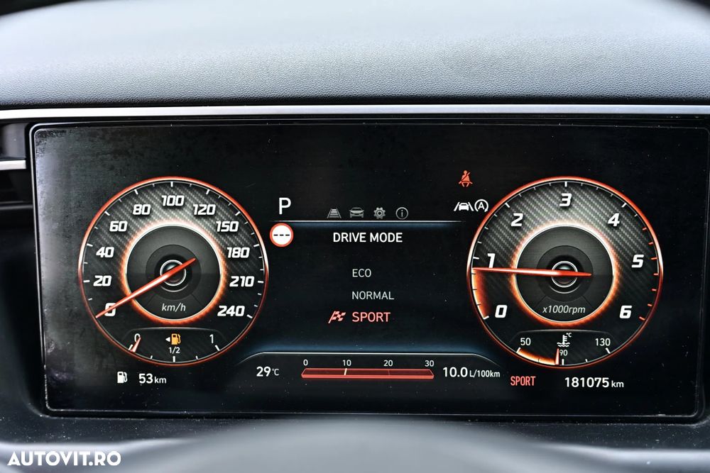 Hyundai Tucson 1.6 T-GDi HEV 4WD Select - 17