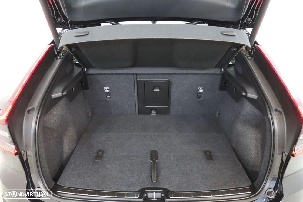Volvo C40 Recharge 82 kWh Twin Motor Plus - 29
